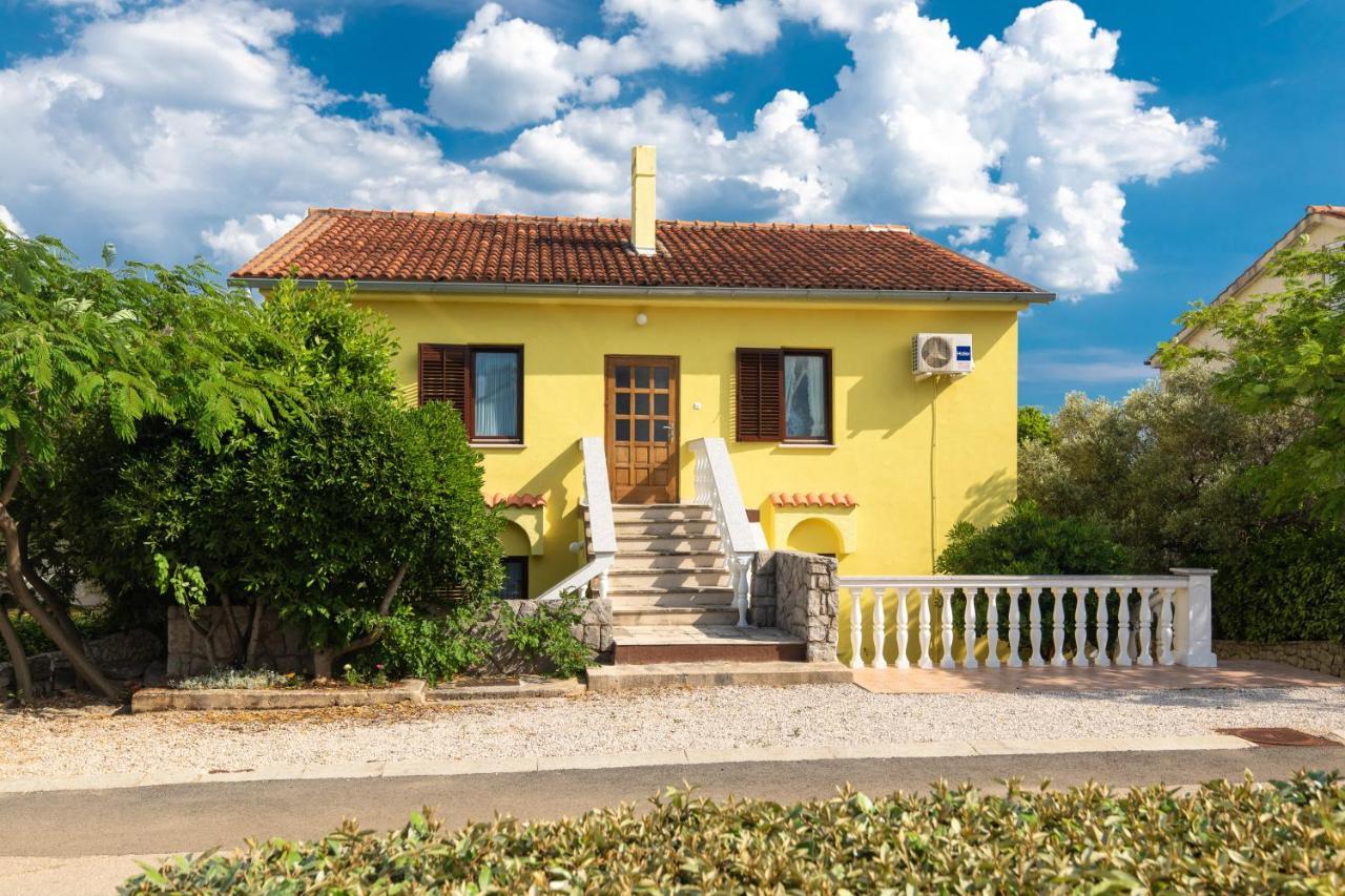 Apartment Drago *Cosy & Close To The Beach! Krk Town Exterior foto