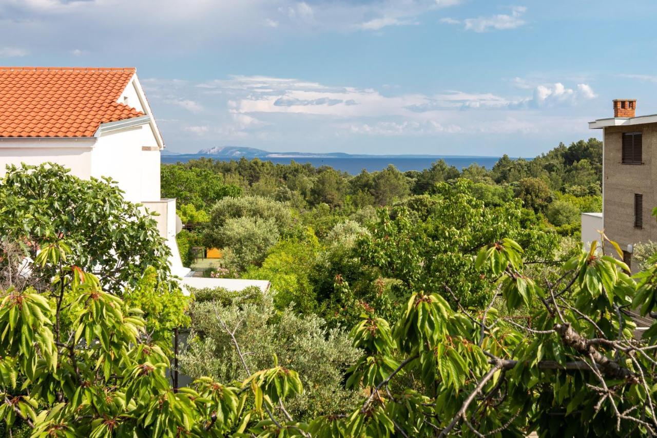 Apartment Drago *Cosy & Close To The Beach! Krk Town Exterior foto