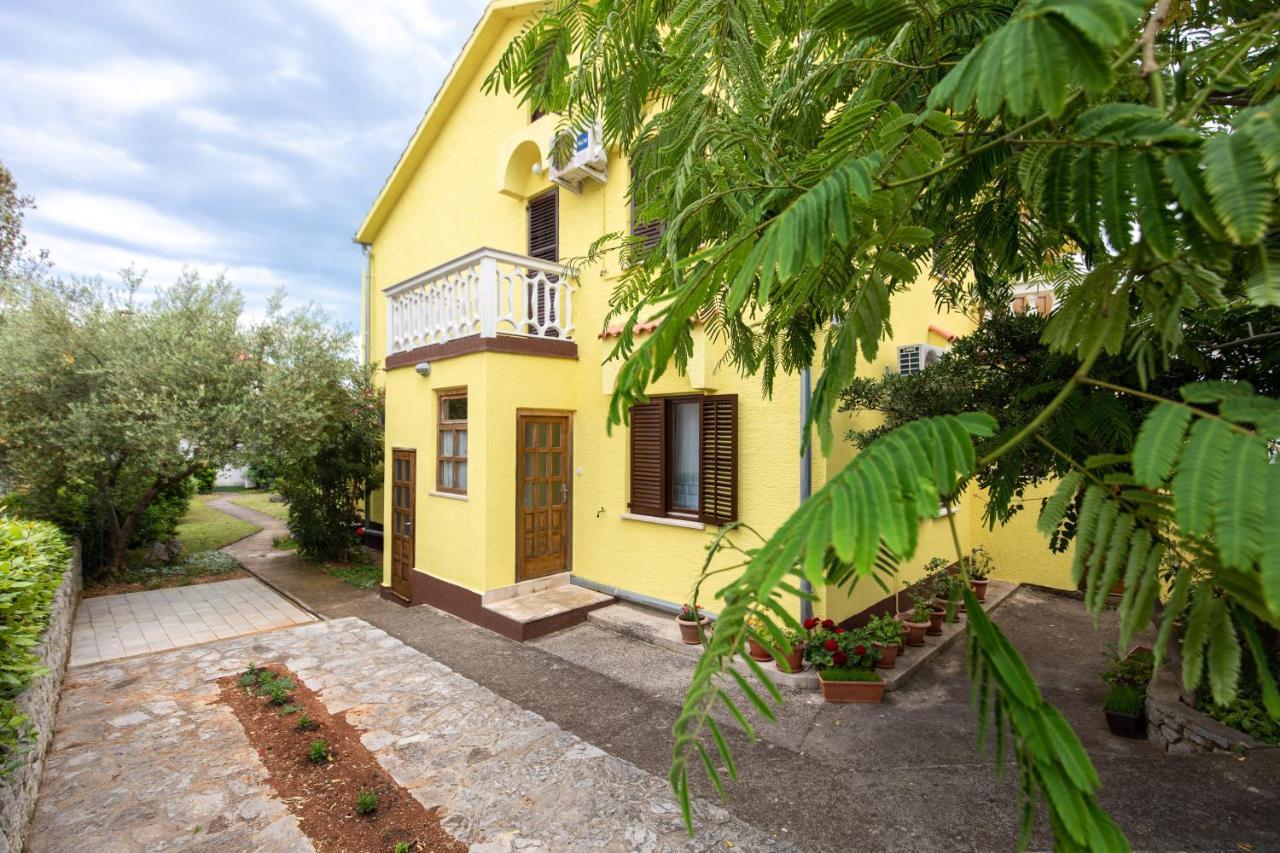 Apartment Drago *Cosy & Close To The Beach! Krk Town Exterior foto