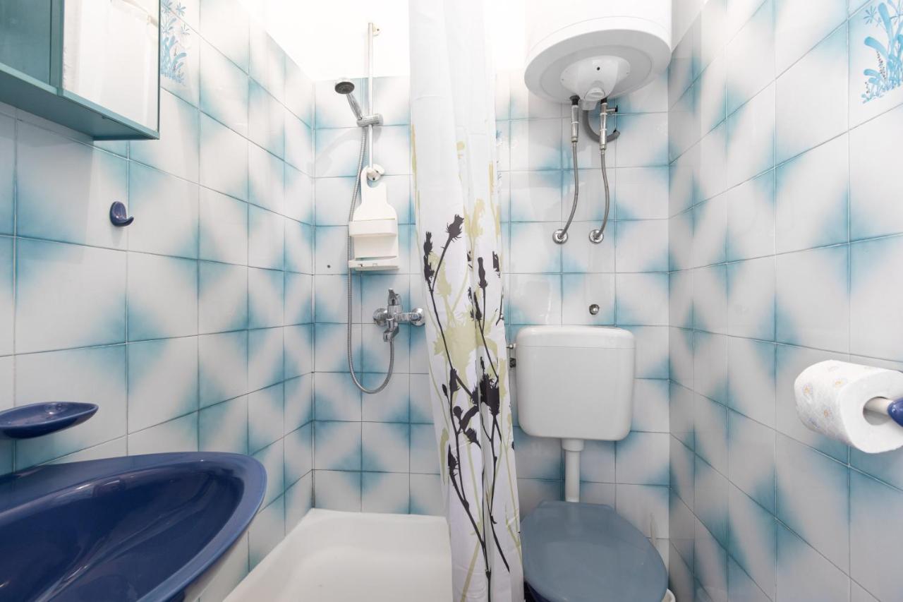 Apartment Drago *Cosy & Close To The Beach! Krk Town Exterior foto